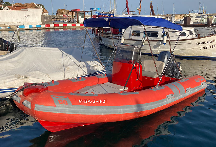 Foto 4 del barco marsea sport 80 apto con licencia, de la empresa saona boats de alquiler de barcos en la localidad de sant feliu de guixols